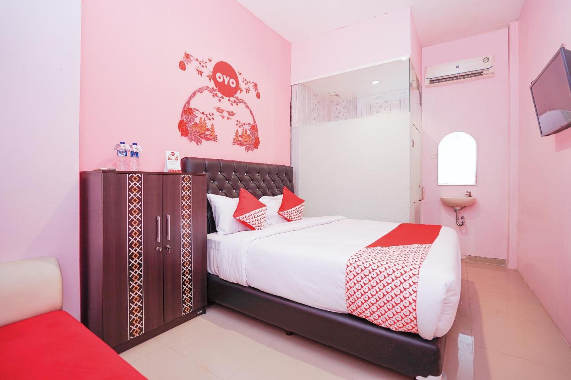 Hotel O Juanda Near Terminal International Juanda Brebek Esterno foto