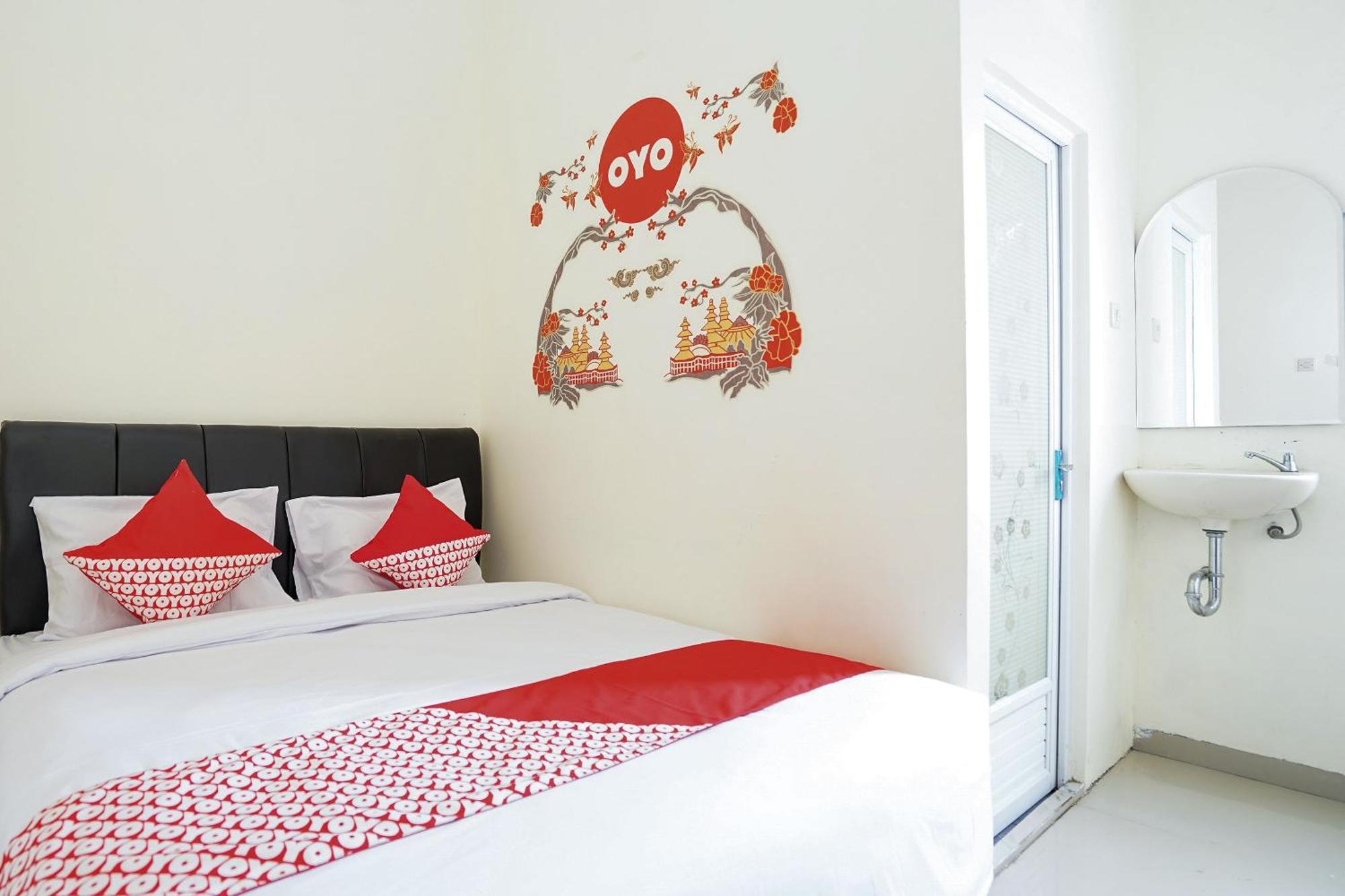 Hotel O Juanda Near Terminal International Juanda Brebek Esterno foto